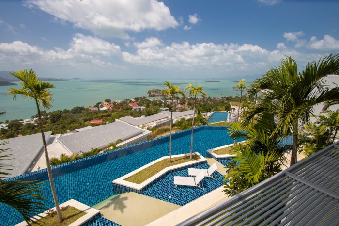 Penginapan dengan pemandangan laut